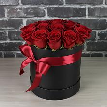 Цветочная композиция из Розы в шляпной коробке #REPLACE_PRED# Караваево